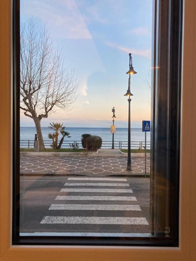 Una Finestra Sul Mare マイオーリ エクステリア 写真